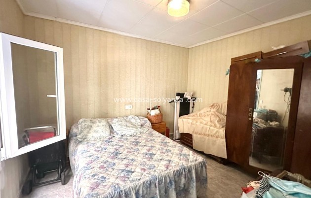 Reventa - Apartamento / piso - Torrevieja - Estacion Autobuses
