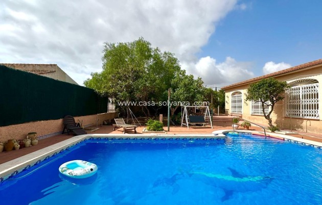 Resale - Villa - Torrevieja - Los Balcones