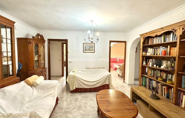 Resale - Villa - Torrevieja - Los Balcones