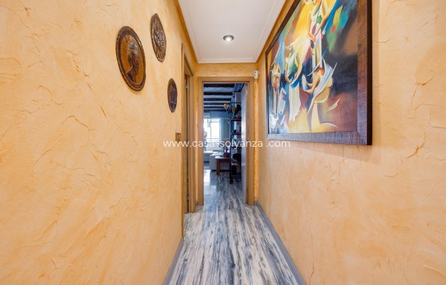 Resale - Apartment / flat - Torrevieja - Acequion