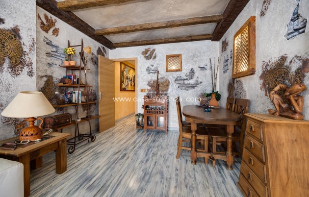 Resale - Apartment / flat - Torrevieja - Acequion