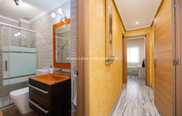Resale - Apartment / flat - Torrevieja - Acequion