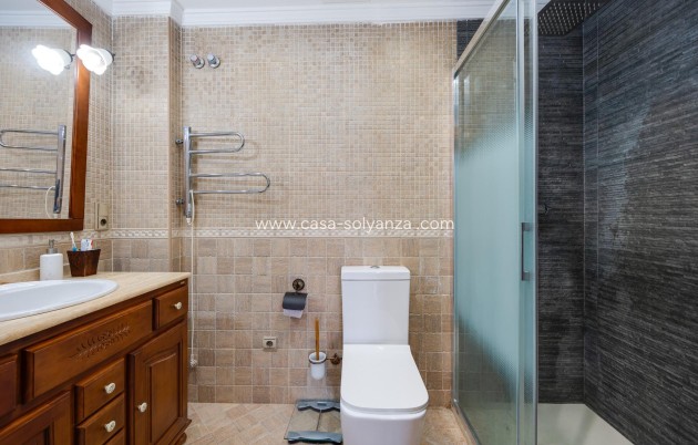 Resale - Apartment / flat - Torrevieja - Acequion