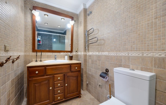 Resale - Apartment / flat - Torrevieja - Acequion