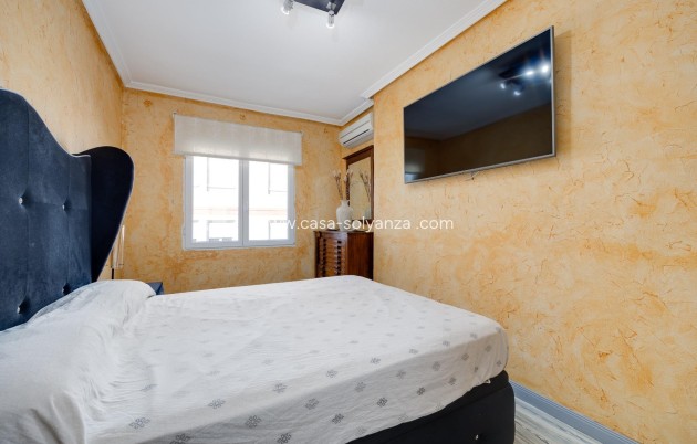 Resale - Apartment / flat - Torrevieja - Acequion
