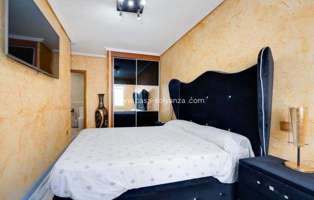Resale - Apartment / flat - Torrevieja - Acequion
