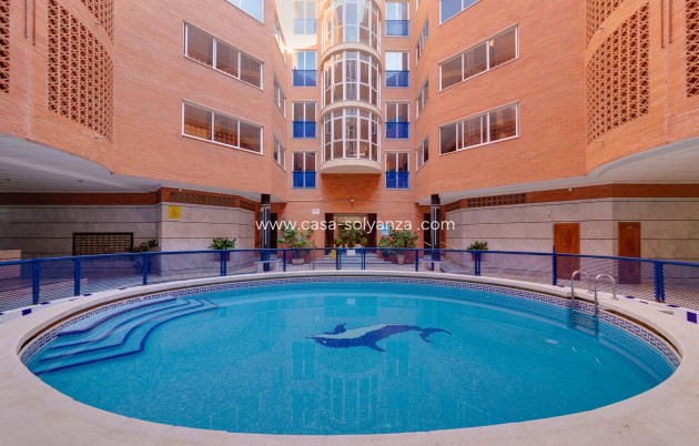 Resale - Apartment / flat - Torrevieja - Acequion