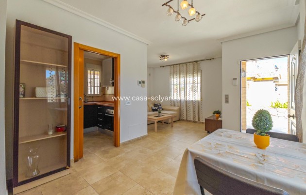 Resale - Villa - Torrevieja - La Mata