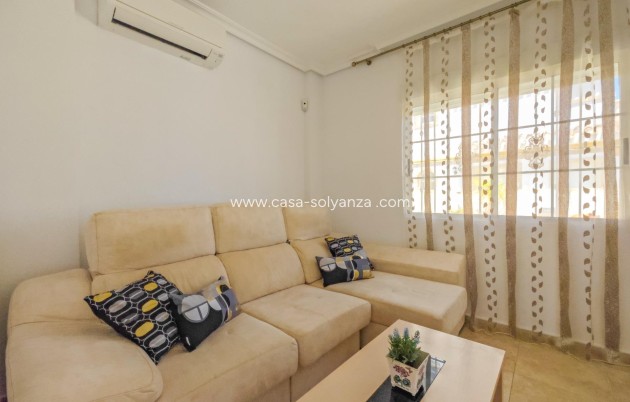 Resale - Villa - Torrevieja - La Mata