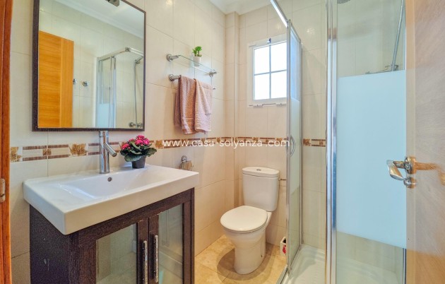 Resale - Villa - Torrevieja - La Mata