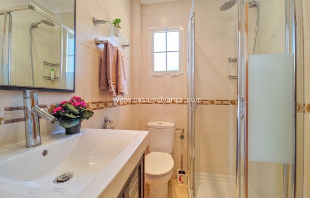 Resale - Villa - Torrevieja - La Mata