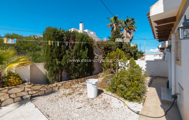 Resale - Villa - Torrevieja - La Mata