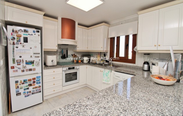 Resale - Apartment / flat - Villamartin - PAU 8