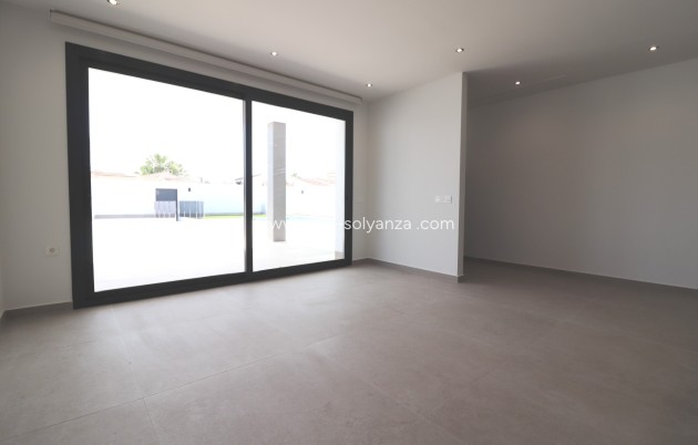 Resale - Villa - Ciudad Quesada