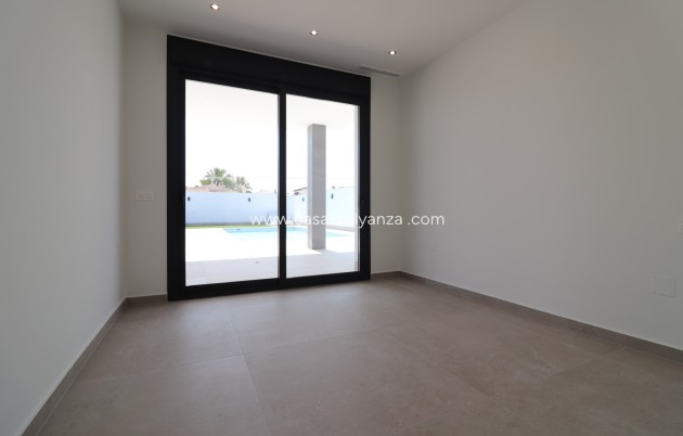 Resale - Villa - Ciudad Quesada