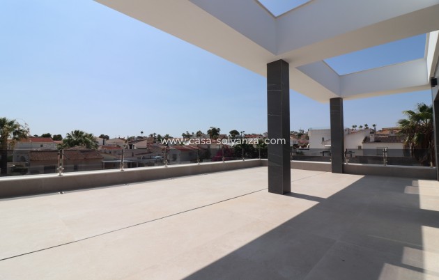 Resale - Villa - Ciudad Quesada