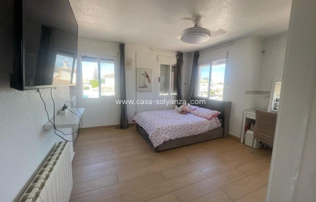 Resale - Villa - Orihuela Costa - Playa Flamenca