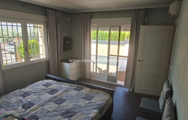 Resale - Villa - La Romana - Inland