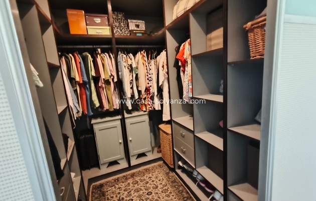 Resale - Villa - La Romana - Inland