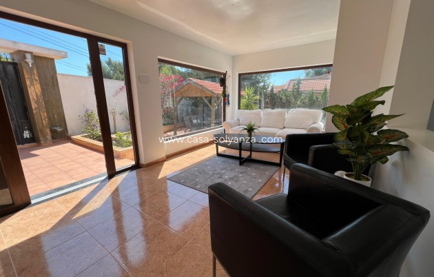 Resale - Villa - Torrevieja - Costa Blanca