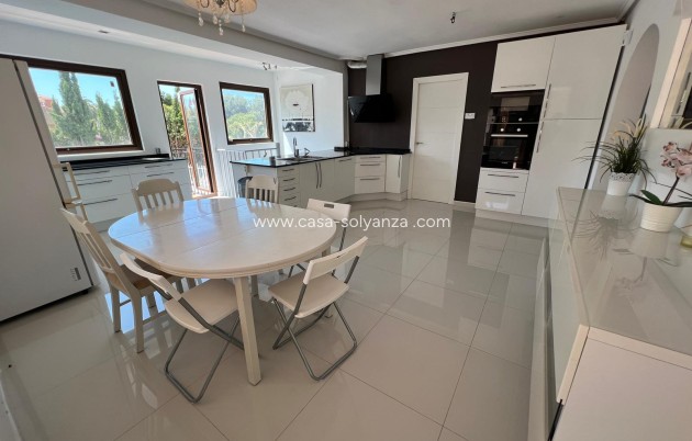 Resale - Villa - Torrevieja - Costa Blanca
