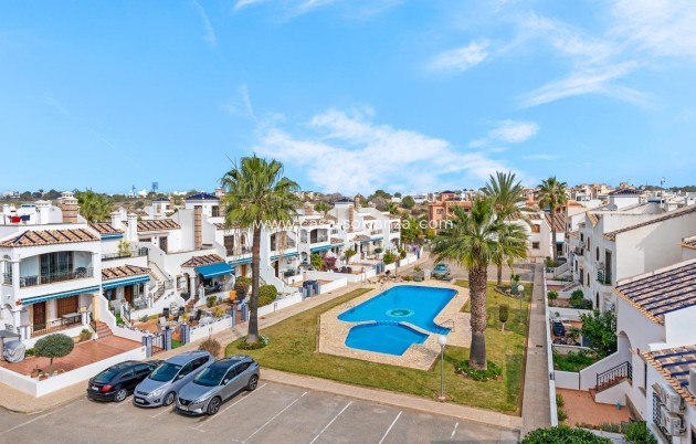 Resale - Apartment / flat - Orihuela Costa - PAU 8