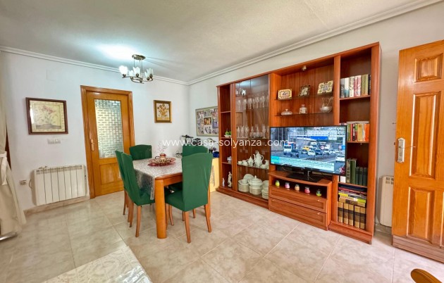 Resale - Semi-detached house - Torrevieja - La Siesta
