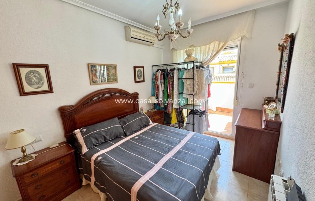 Resale - Semi-detached house - Torrevieja - La Siesta