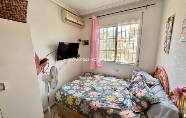 Resale - Semi-detached house - Torrevieja - La Siesta
