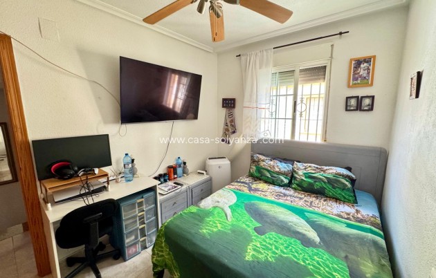 Resale - Semi-detached house - Torrevieja - La Siesta