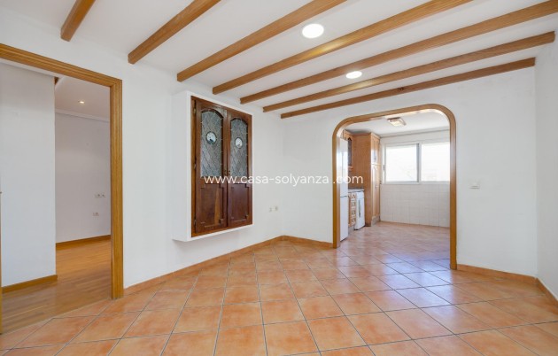 Resale - Apartment / flat - Torrevieja - Center