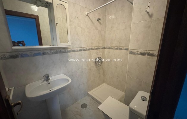 Resale - Apartment / flat - Torrevieja - Playa del Acequión