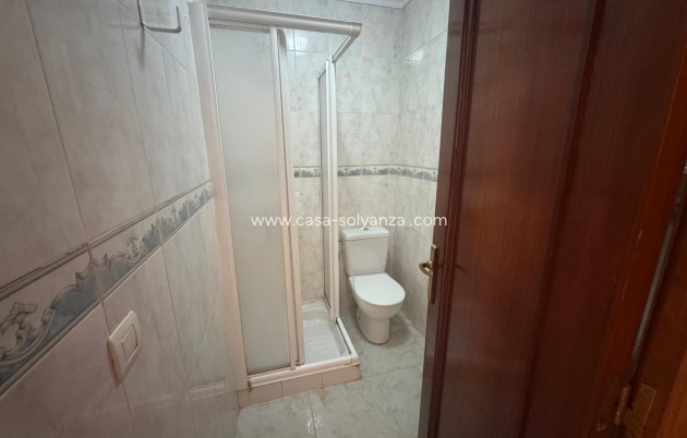 Resale - Apartment / flat - Torrevieja - Playa del Acequión