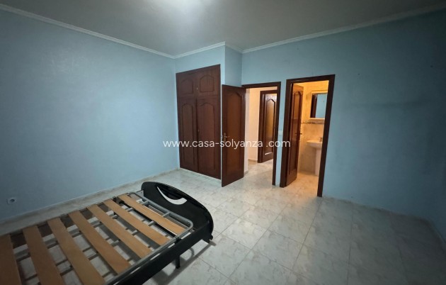 Resale - Apartment / flat - Torrevieja - Playa del Acequión