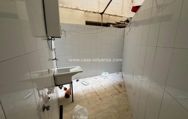 Resale - Apartment / flat - Torrevieja - Playa del Acequión