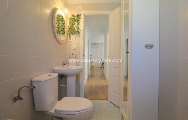 Resale - Apartment / flat - Torrevieja - Costa Blanca