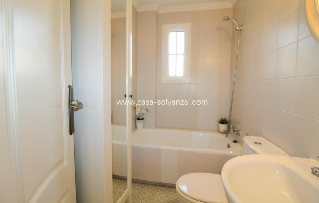 Resale - Apartment / flat - Torrevieja - Costa Blanca