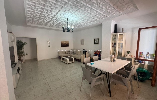 Resale - Apartment / flat - Torrevieja - Costa Blanca