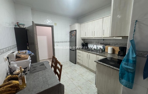 Resale - Apartment / flat - Torrevieja - Costa Blanca