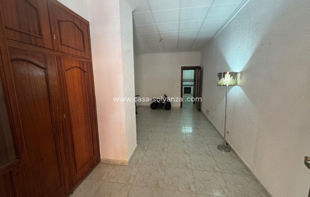 Resale - Apartment / flat - Torrevieja - Costa Blanca