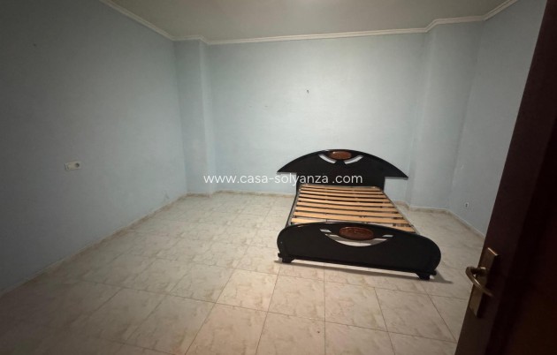 Resale - Apartment / flat - Torrevieja - Costa Blanca