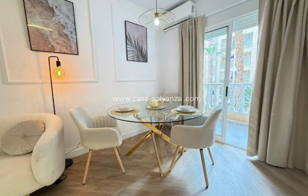 Resale - Apartment / flat - Torrevieja - Costa Blanca