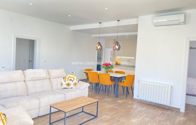 Resale - Villa - Orihuela Costa - Villamartín