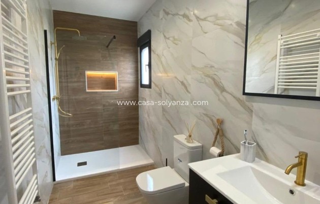 Resale - Villa - Orihuela Costa - Villamartín