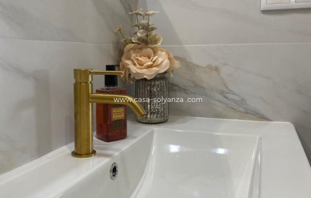 Resale - Villa - Orihuela Costa - Villamartín