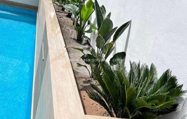 Resale - Villa - Orihuela Costa - Villamartín