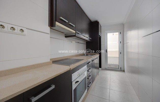 Resale - Apartment / flat - Torrevieja - Estacion Autobuses