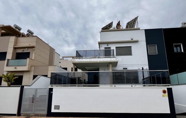 Resale - Villa - Puerto de Mazarron - El Alamillo