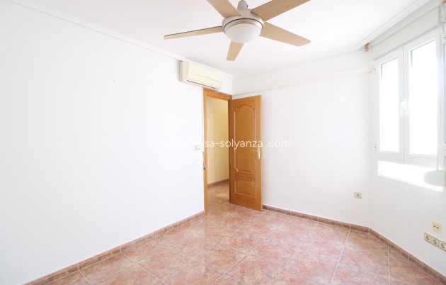 Wiederverkauf - Wohnung - Torrevieja