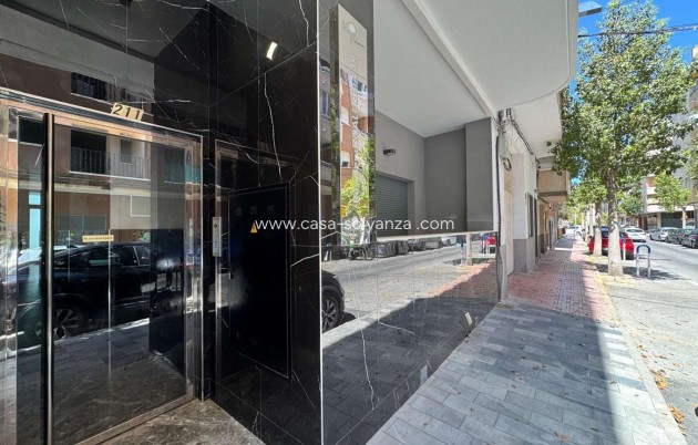 Resale - Apartment / flat - Torrevieja - Costa Blanca